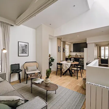 Magnifique Rénové Et Meublé Situé Rue Duguay Trouin Apartment *